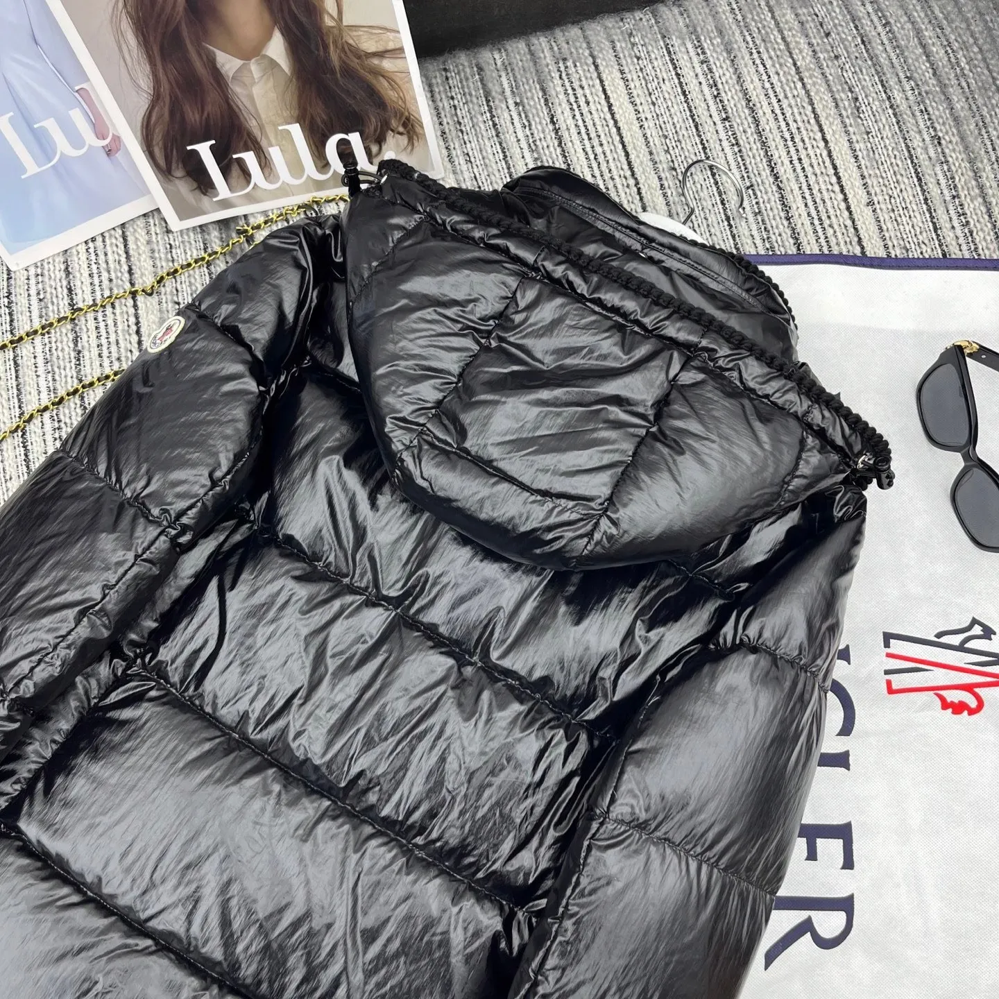 Moncler🌟 25New Arrival GLAREIN ， ， ，90 ， 。 ：Red，White，Blue，Black Sizes：1234